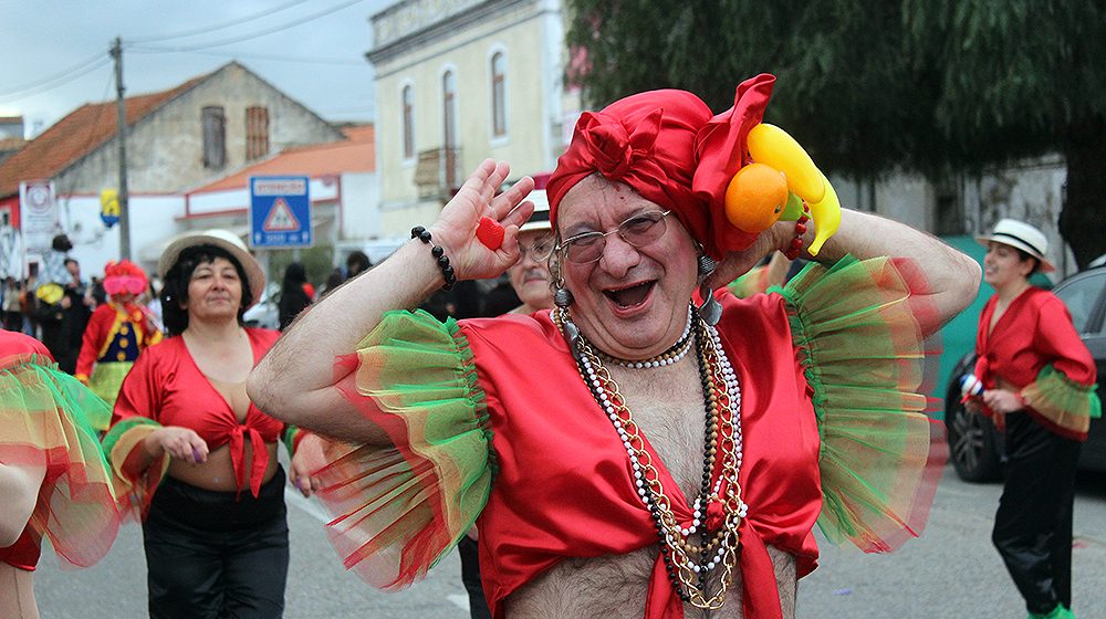 Folia nas Ruas de Benfica (vídeo)