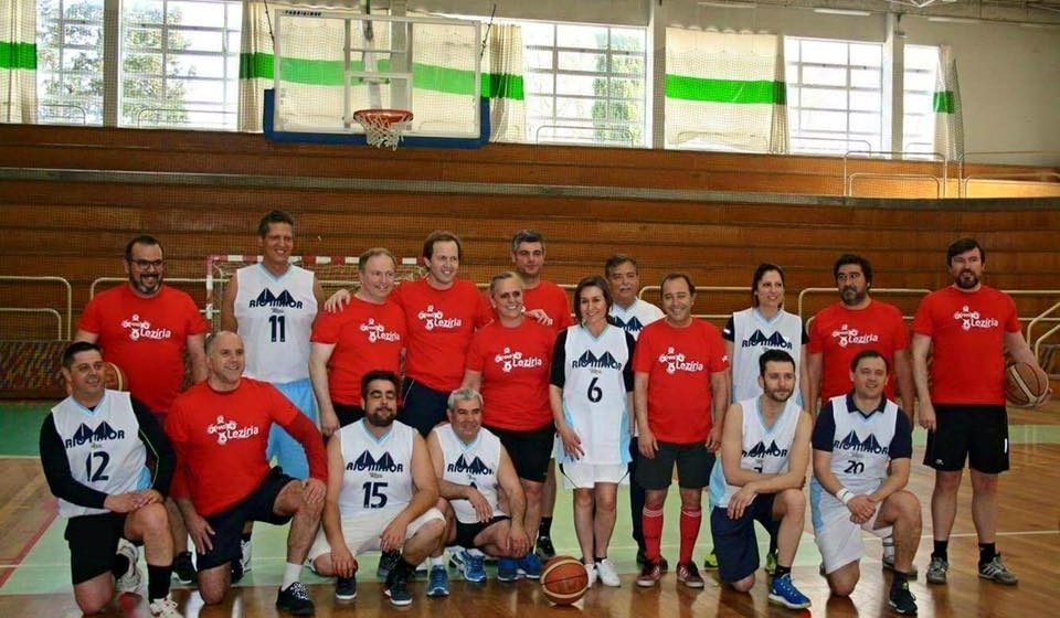 Presidente da Câmara volta a jogar basquetebol e lesiona-se