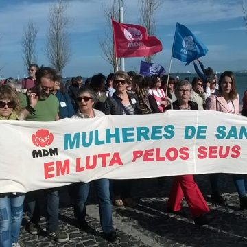 Mulheres almeirinenses manifestam-se