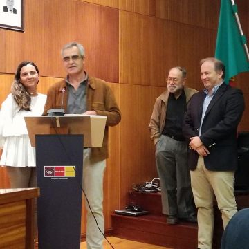 Assembleia Municipal distingue almeirinenses