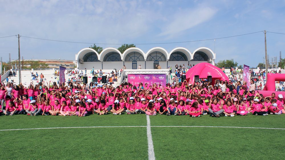 Almeirim a capital do futebol feminino por umas horas (vídeo) Almeirim a capital do futebol feminino por umas horas (vídeo)