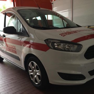 Bombeiros com nova viatura