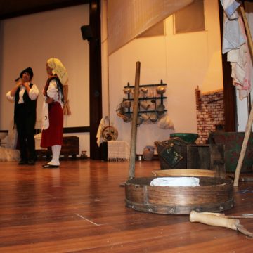 “À descoberta de Almeirim” na Biblioteca Municipal (c/fotos) “À descoberta de Almeirim” na Biblioteca Municipal (c/fotos)