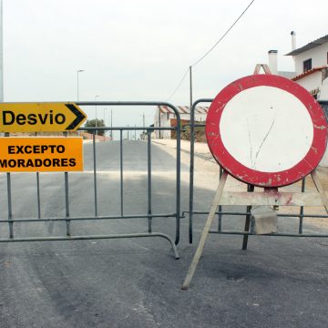 Estrada Moinho de Vento cortada até ao final de junho