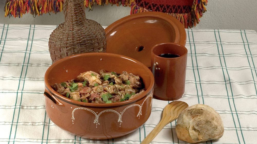 Favas com Enchido de Almeirim