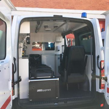 Nova ambulância vai fazer 100 000 kms por ano e usada 12 horas por dia