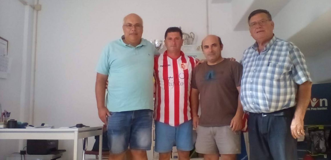Nuno Tapadeiro é reforço do Ouriquense