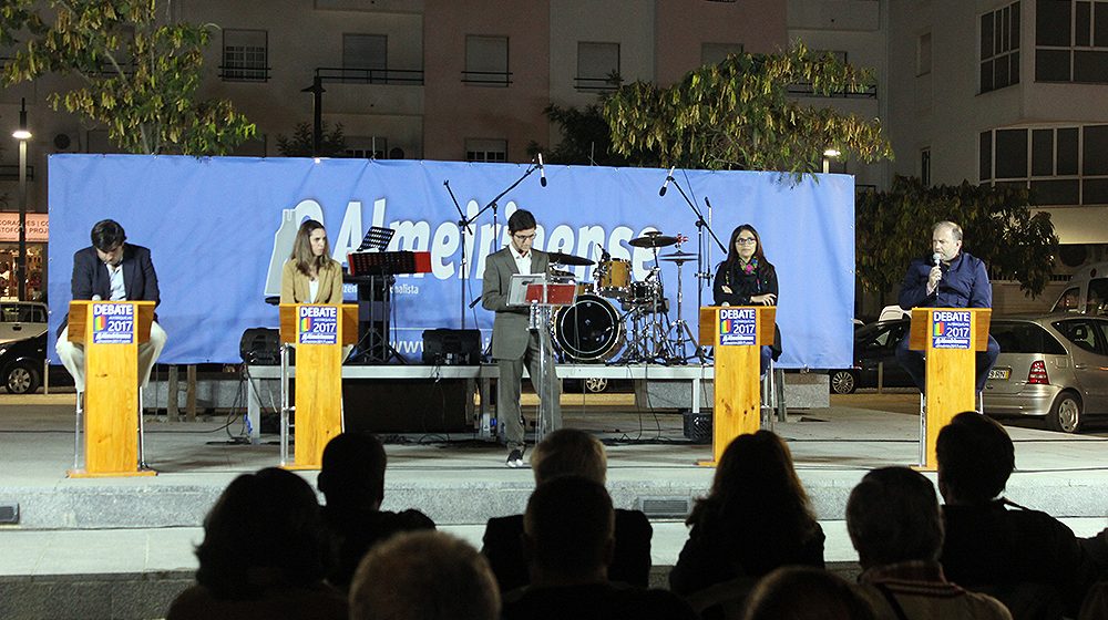 As imagens do debate à Câmara Municipal de Almeirim