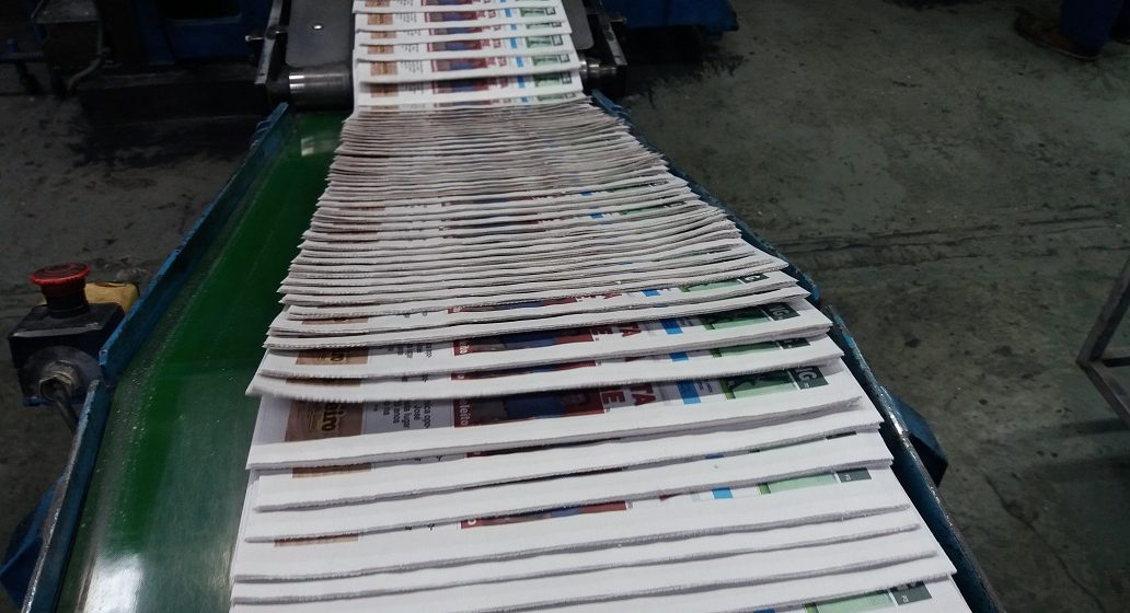 O Almeirinense diário. Nas bancas esta segunda-feira