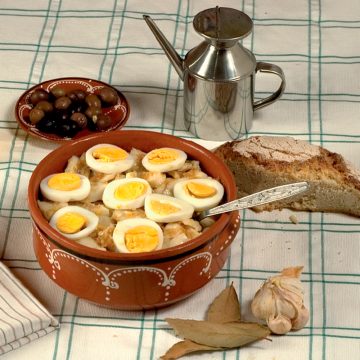 Bacalhau com Molho de Alho
