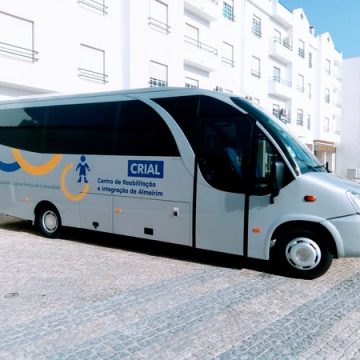 CRIAL tem novo autocarro