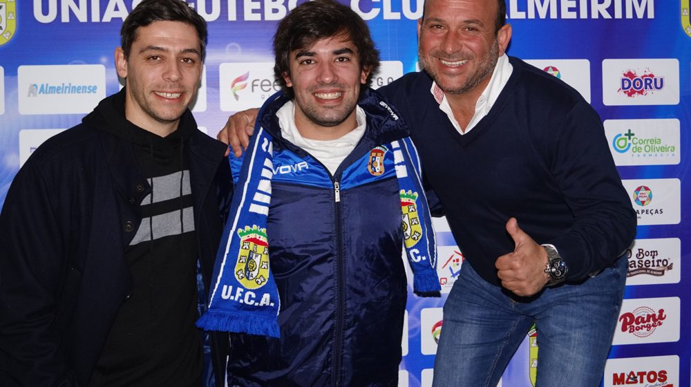 União de Almeirim apresenta novo treinador