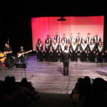 Coimbra Gospel Choir no Cine Teatro de Almeirim