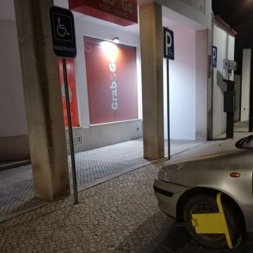 Combate ao mau estacionamento: Bloqueadores em Almeirim