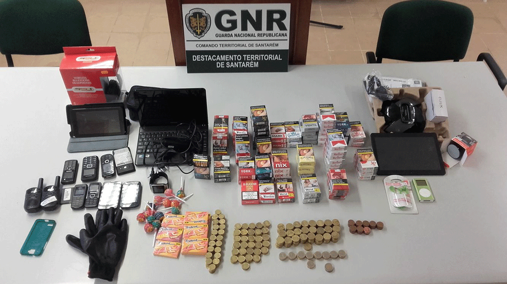 GNR recupera material roubado após fuga dos assaltantes