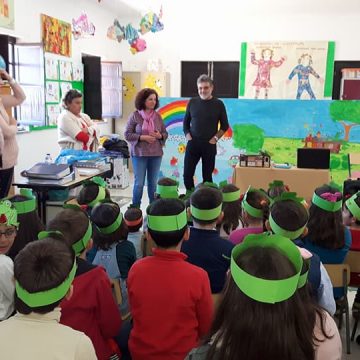 Carlos Canhoto faz sessões de autor para alunos e família Carlos Canhoto faz sessões de autor para alunos e família