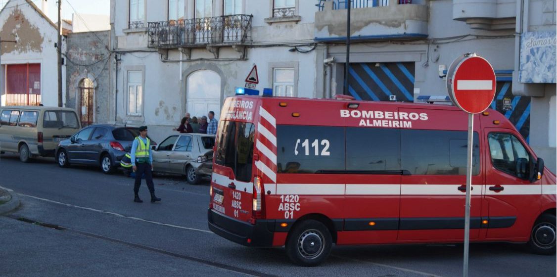 Acidente aparatoso em Almeirim