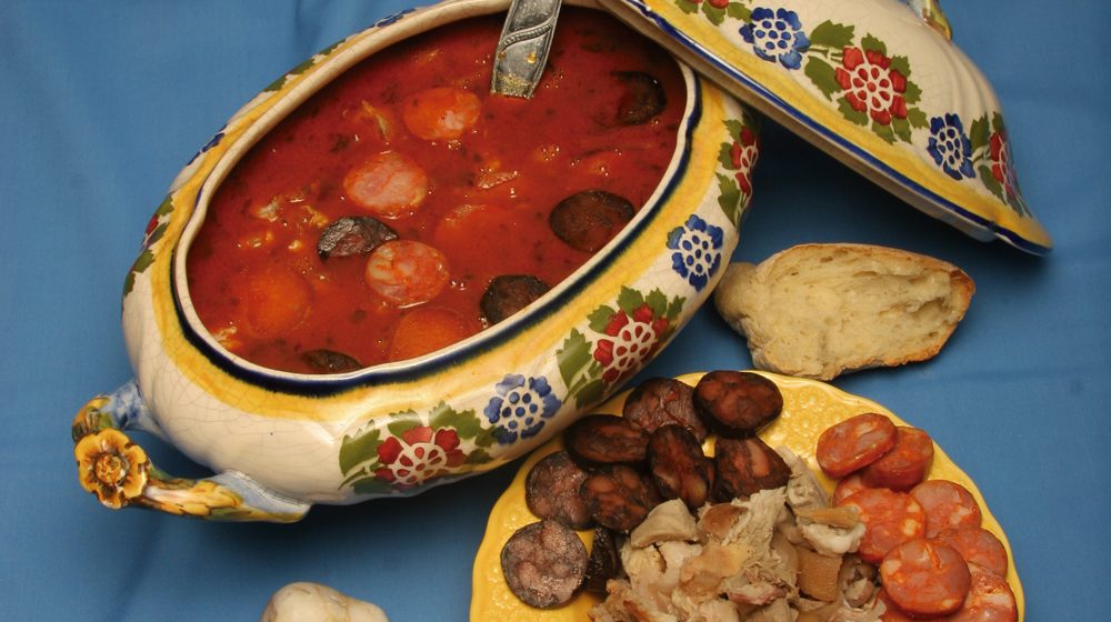 Sopa da Pedra quer ser “Maravilha de Portugal”