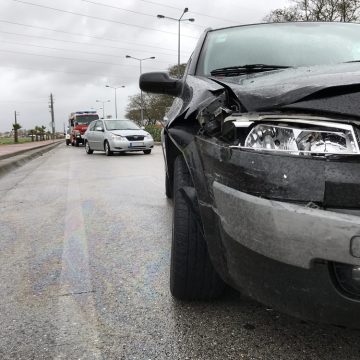 Acidente na rua de Coruche provoca um ferido Acidente na rua de Coruche provoca um ferido