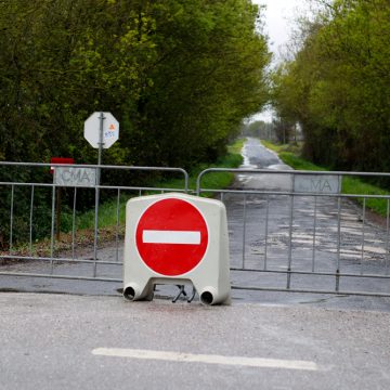 EM ATUALIZAÇÃO: Mau tempo já cortou estrada do meio e nacional 118 para Benfica do Ribatejo inundada EM ATUALIZAÇÃO: Mau tempo já cortou estrada do meio e nacional 118 para Benfica do Ribatejo inundada