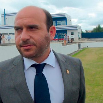 Caso email: Empresário entrega dinheiro da sentença ao U. Almeirim Caso email: Empresário entrega dinheiro da sentença ao U. Almeirim