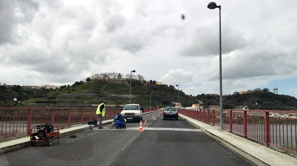 Obras condicionam trânsito na ponte D. Luís durante quatro dias