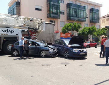Acidente aparatoso em Almeirim