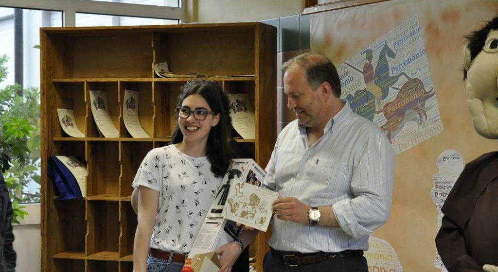 Aluna ganha reportagem no Almeirinense