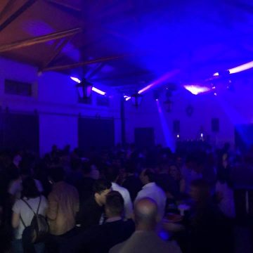 Hoje voltam as noites mais divertidas deste verão