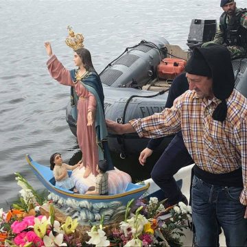 Nossa Senhora dos Avieiros e do Tejo une Caneiras e Cucos