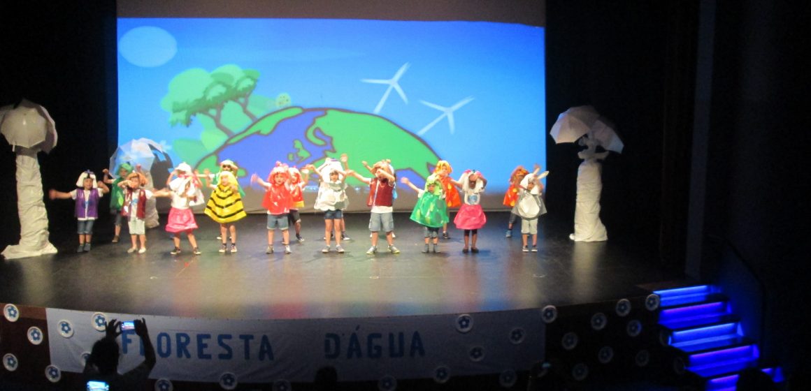 Jardim de Infância nº1 em Festa Jardim de Infância nº1 em Festa