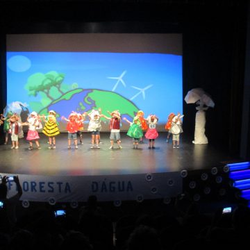 Jardim de Infância nº1 em Festa