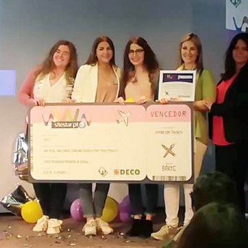 Equipa do Agrupamento de Escolas de Almeirim vence concurso SITESTAR.PT