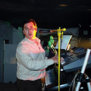 Estreia num baile de Carnaval com Manuel Neves Estreia num baile de Carnaval com Manuel Neves