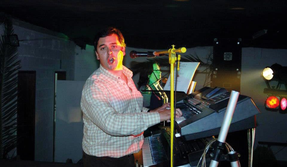 Estreia num baile de Carnaval com Manuel Neves