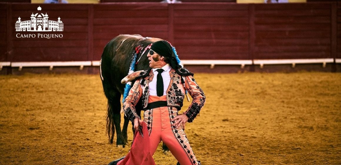 Campo Pequeno: Padilla “em ombros”