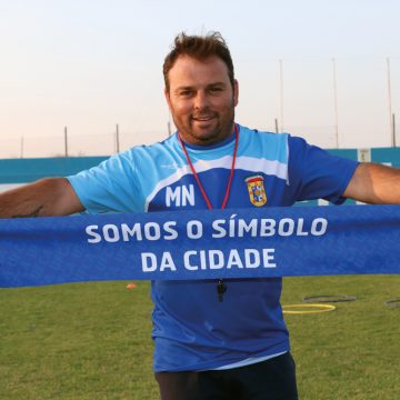 Mário Nelson castigado Mário Nelson castigado
