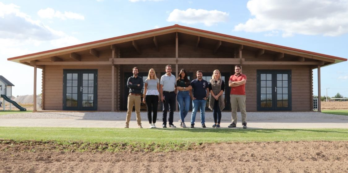 Casas do Ambiente é um projeto líder no seu segmento de mercado Casas do Ambiente é um projeto líder no seu segmento de mercado