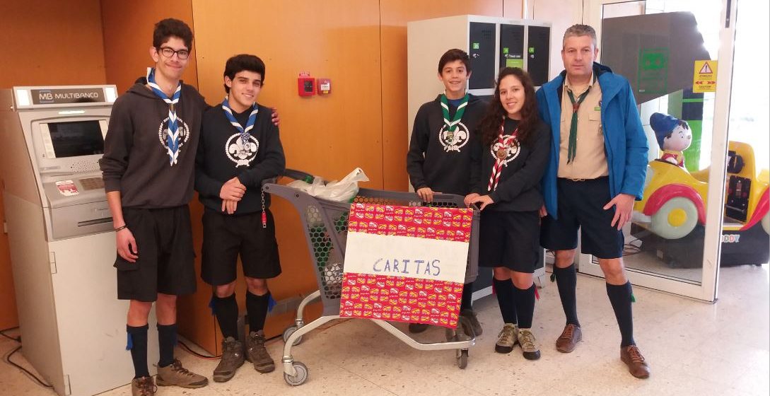 Agrupamento de Escuteiros de Fazendas de Almeirim faz recolha de alimentos