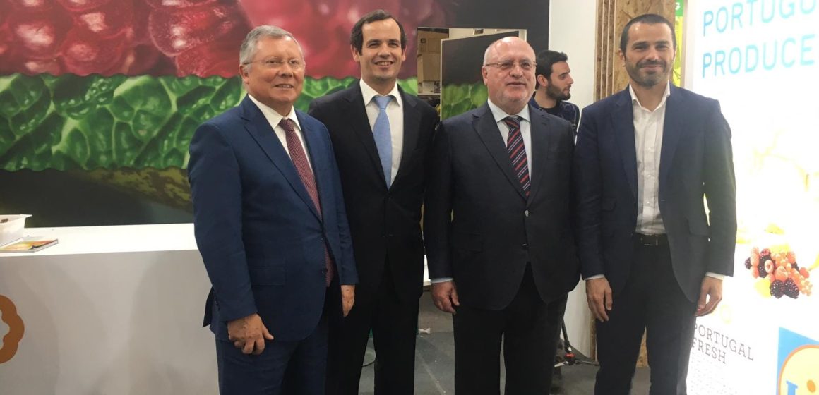 Almeirinense renova mandato na Portugal Fresh Almeirinense renova mandato na Portugal Fresh