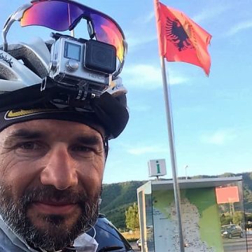 Pedro Bento já está na Albânia, mas ontem foi o dia mais difícil (VÍDEO)
