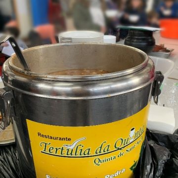Tertúlia da Quinta surpreende criançada com Sopa da Pedra Tertúlia da Quinta surpreende criançada com Sopa da Pedra