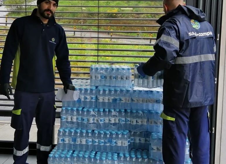 Coronavírus: Compal dá água a Bombeiros e Hospitais Coronavírus: Compal dá água a Bombeiros e Hospitais