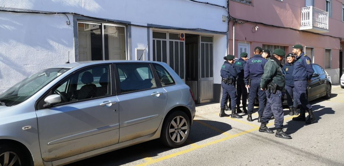 Operação de combate à imigração ilegal em Almeirim Operação de combate à imigração ilegal em Almeirim