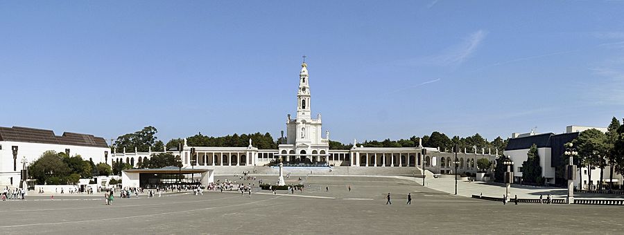 Oração do Rosário e Consagração de Portugal Oração do Rosário e Consagração de Portugal