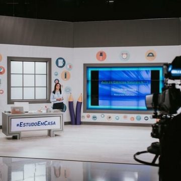 Almeirinenses “fazem” telescola