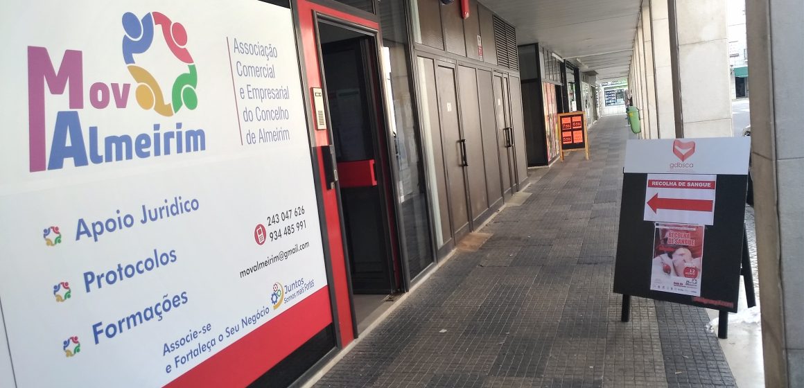 Recolha de Sangue em Almeirim recebeu mais de 40 voluntários Recolha de Sangue em Almeirim recebeu mais de 40 voluntários