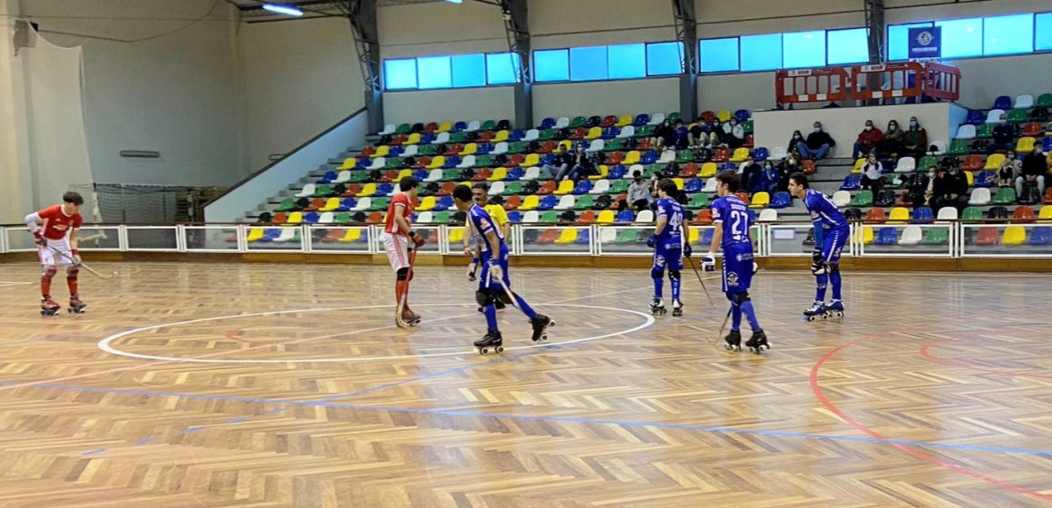 Hóquei em Patins: Derrota nos instantes finais Hóquei em Patins: Derrota nos instantes finais