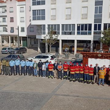 Dispositivo de combate a incêndios apresentado em Almeirim