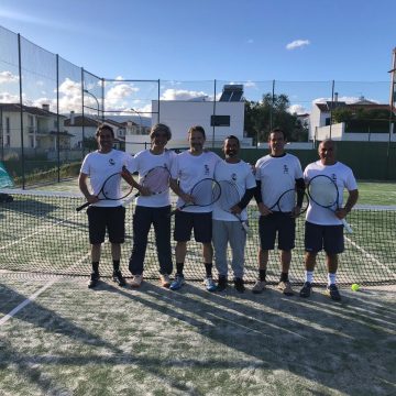 Três em linha. Ténis Almeirim conquista terceiro titulo regional do ano Três em linha. Ténis Almeirim conquista terceiro titulo regional do ano